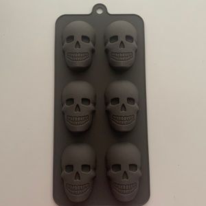 Halloween skull Candy or Ice mold